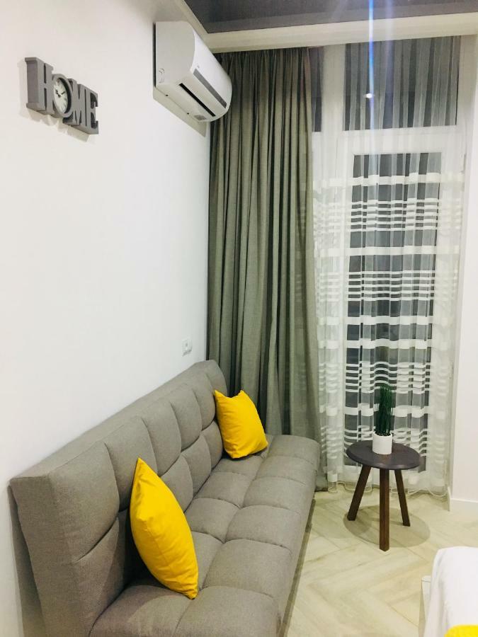 Yellow Room With Sea View Махинари Екстериор снимка