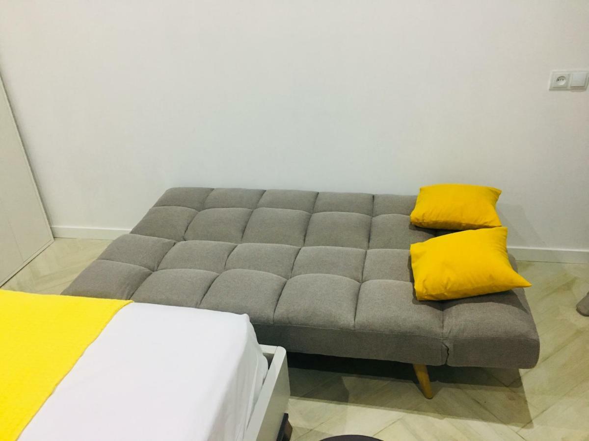 Yellow Room With Sea View Махинари Екстериор снимка