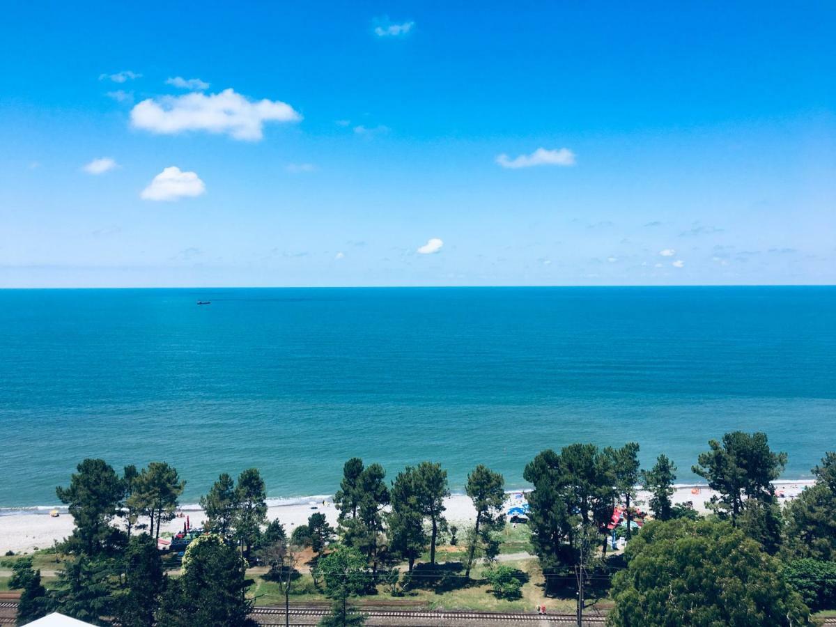 Yellow Room With Sea View Махинари Екстериор снимка