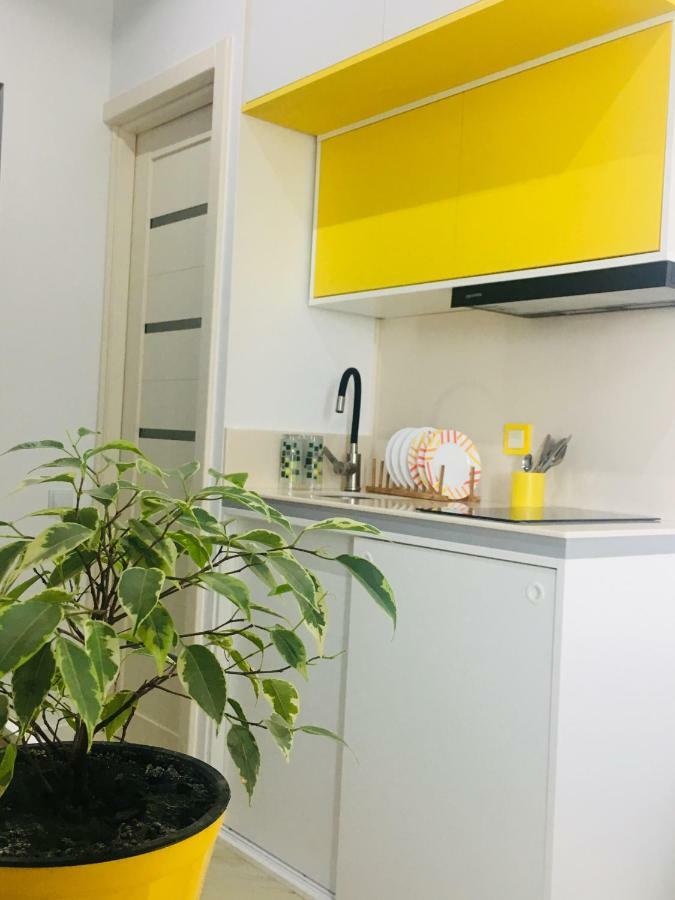 Yellow Room With Sea View Махинари Екстериор снимка